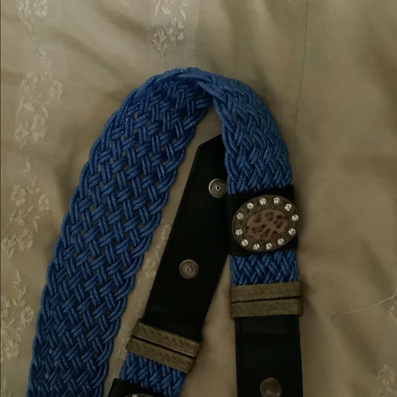 👑HOST PICK👑VINTAGE UNIQUE DIOR BELT. - Picture 3 of 8